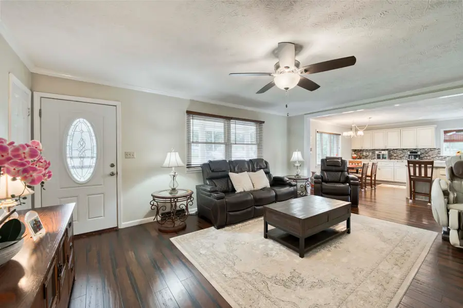 419 E Northview Circle E, Fair Grove, MO 65648 - #3