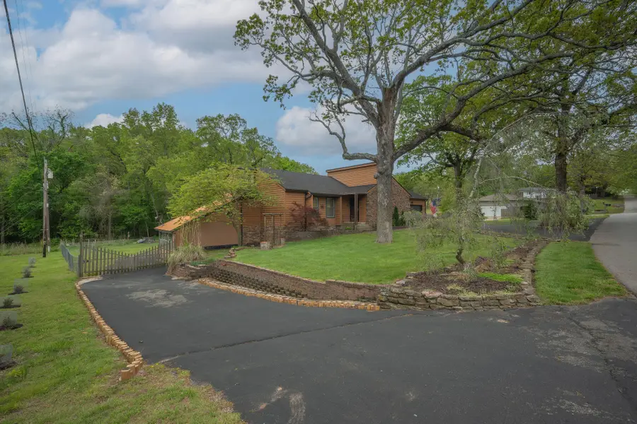 3106 Woodland Drive, Joplin, MO 64804 - #3