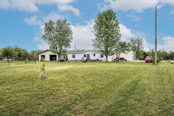 163 Country Meadows Drive, Seymour, MO 65746