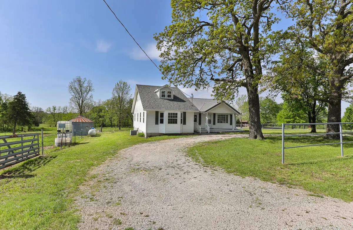 368 State Highway V, Humansville, MO 65674 - #1