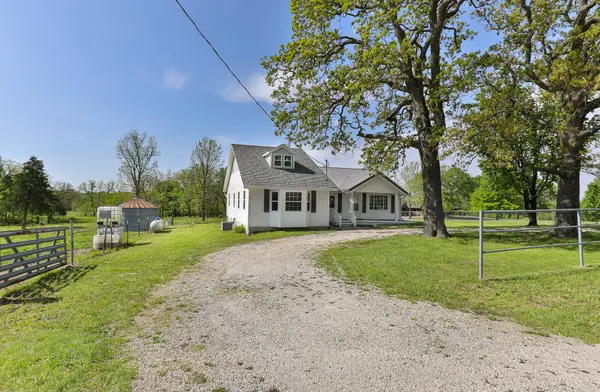 368 State Highway V, Humansville, MO 65674