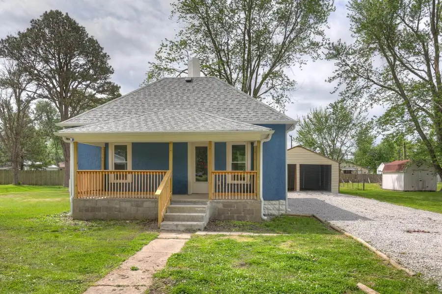 407 W 5th Street, Lockwood, MO 65682 - #2