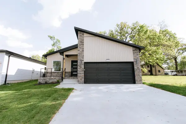 1232 E Paragon Avenue, Springfield, MO 65803