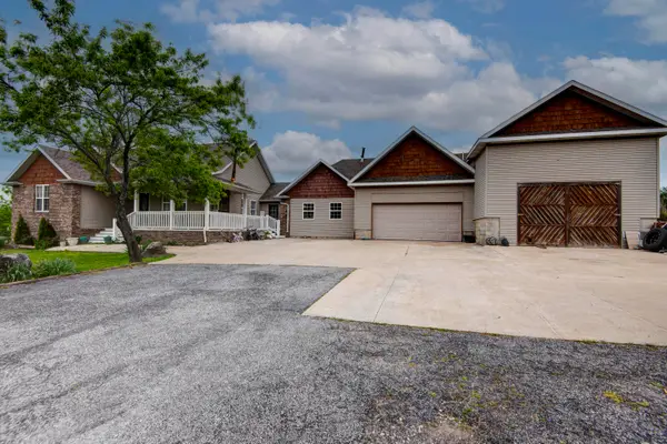 293 Quarry Loop, Sparta, MO 65753