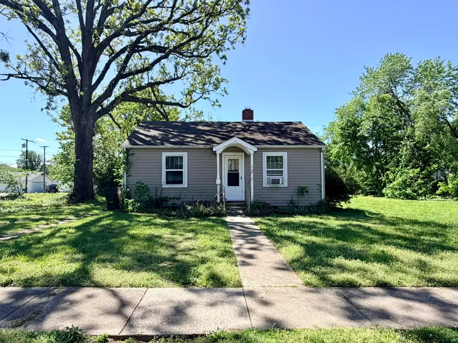 112 E Anderson Street, Aurora, MO 65605 - #2