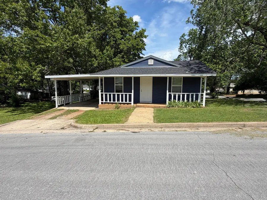 811 Texas Street, West Plains, MO 65775 - #2