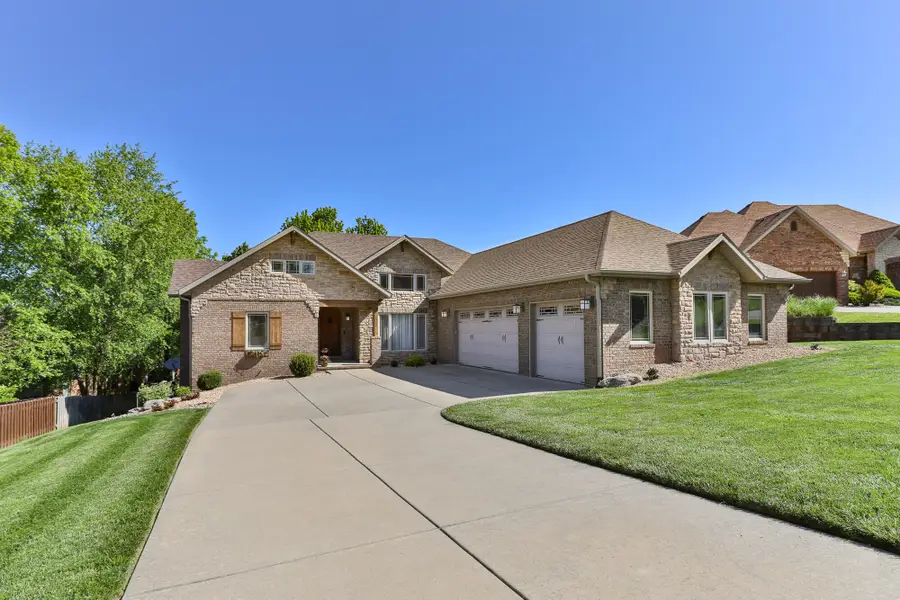 1277 Hayden Court E, Springfield, MO 65804 - #2