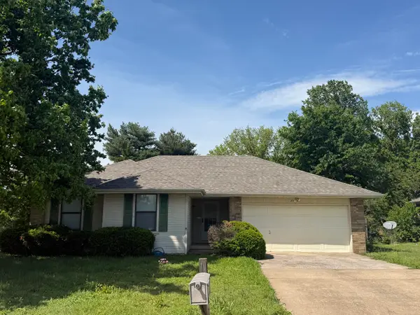 2343 W Roxbury Street, Springfield, MO 65807