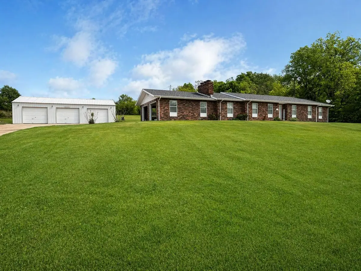 1206 Elm Avenue, Ava, MO 65608 - #1