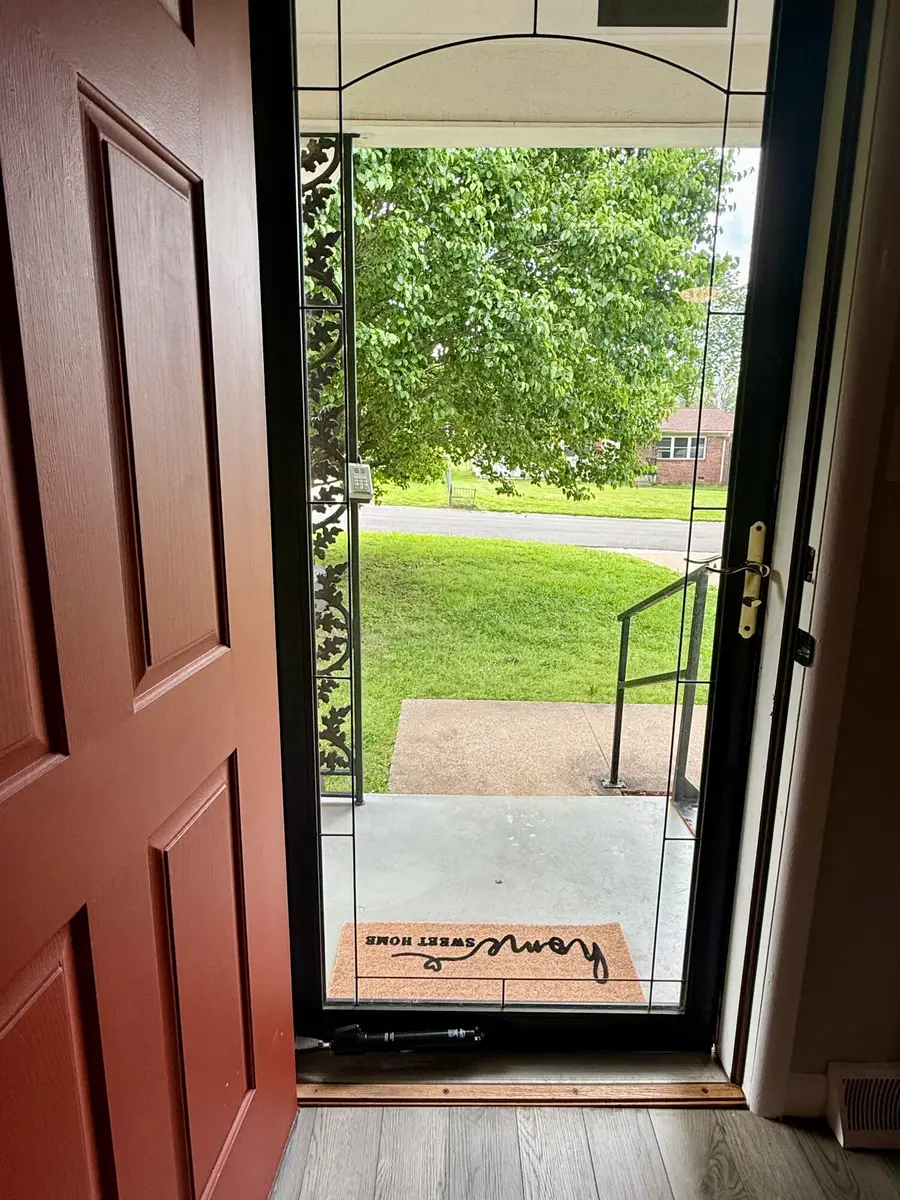 907 Southeast Boulevard, Neosho, MO 64850 - #3