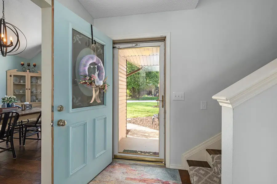 1317 E Highpoint Street, Springfield, MO 65804 - #3