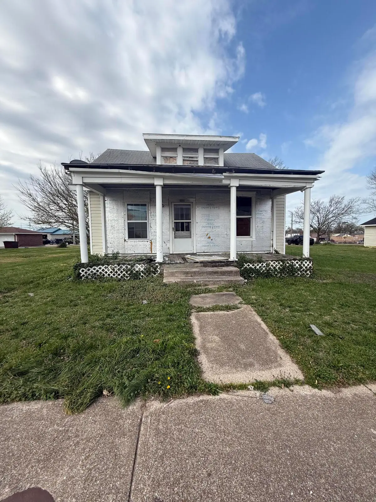 467 N Adams Avenue, Lebanon, MO 65536 - #1