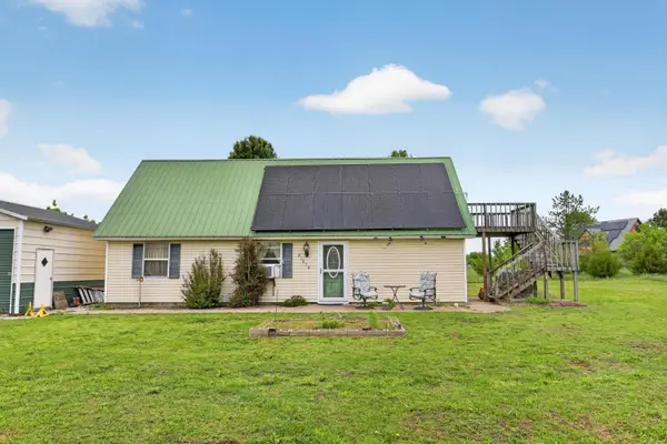 21050 Colt Lane, Diamond, MO 64840