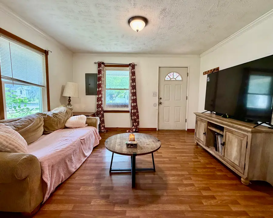 1241 S Ferguson Avenue, Springfield, MO 65807 - #3