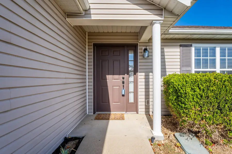 161 Woodland Drive N, Branson, MO 65616 - #2