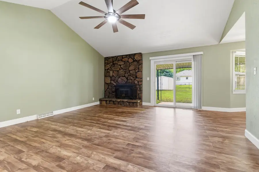 504 W Bell Street, Springfield, MO 65803 - #3