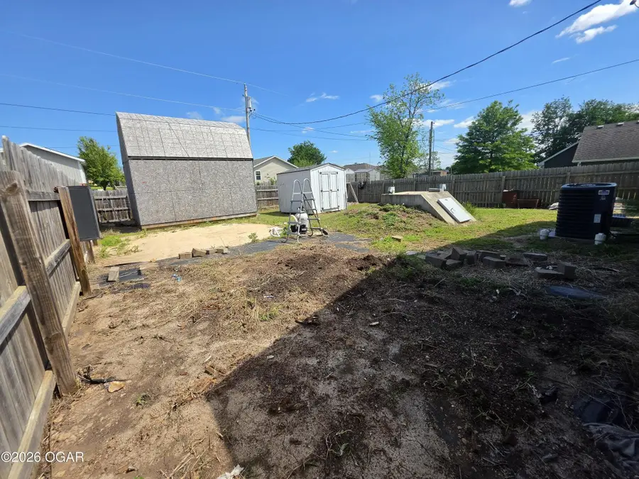 2309 Murphy Avenue, Joplin, MO 64804 - #3