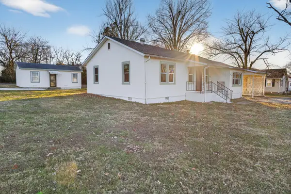 840 Dorris Avenue, Mountain Grove, MO 65711