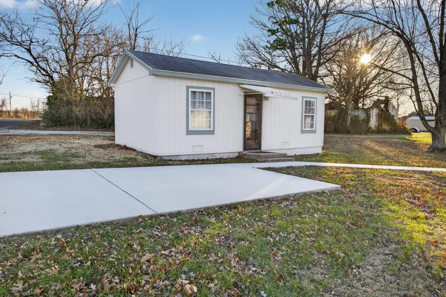 840 Dorris Avenue, Mountain Grove, MO 65711 - #3