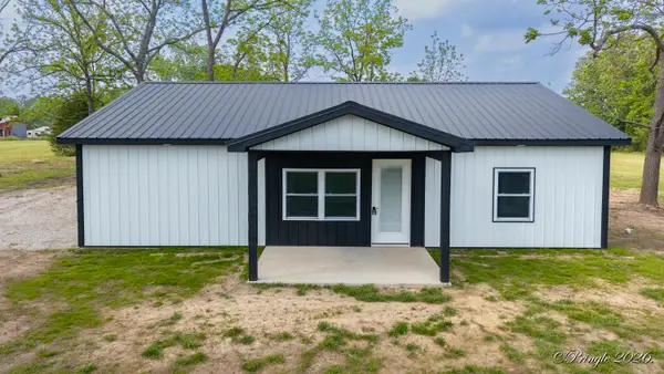 5371 County Road 8800, West Plains, MO 65775