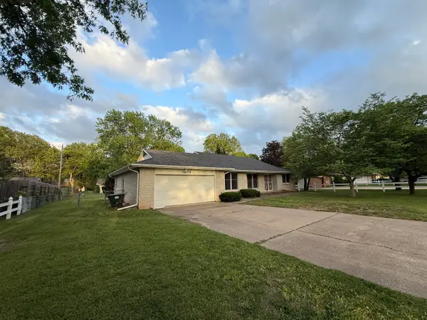 604 S Missouri Street, Marionville, MO 65705