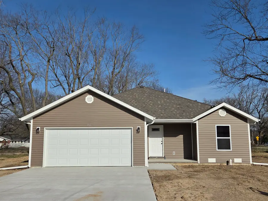 112 N Vine Street, Marshfield, MO 65706 - #2