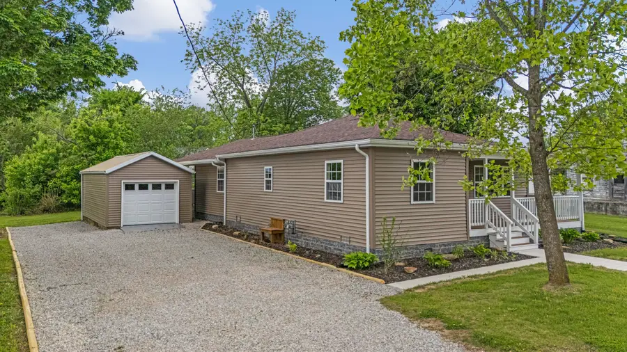 104 E 9th Street, Willow Springs, MO 65793 - #3