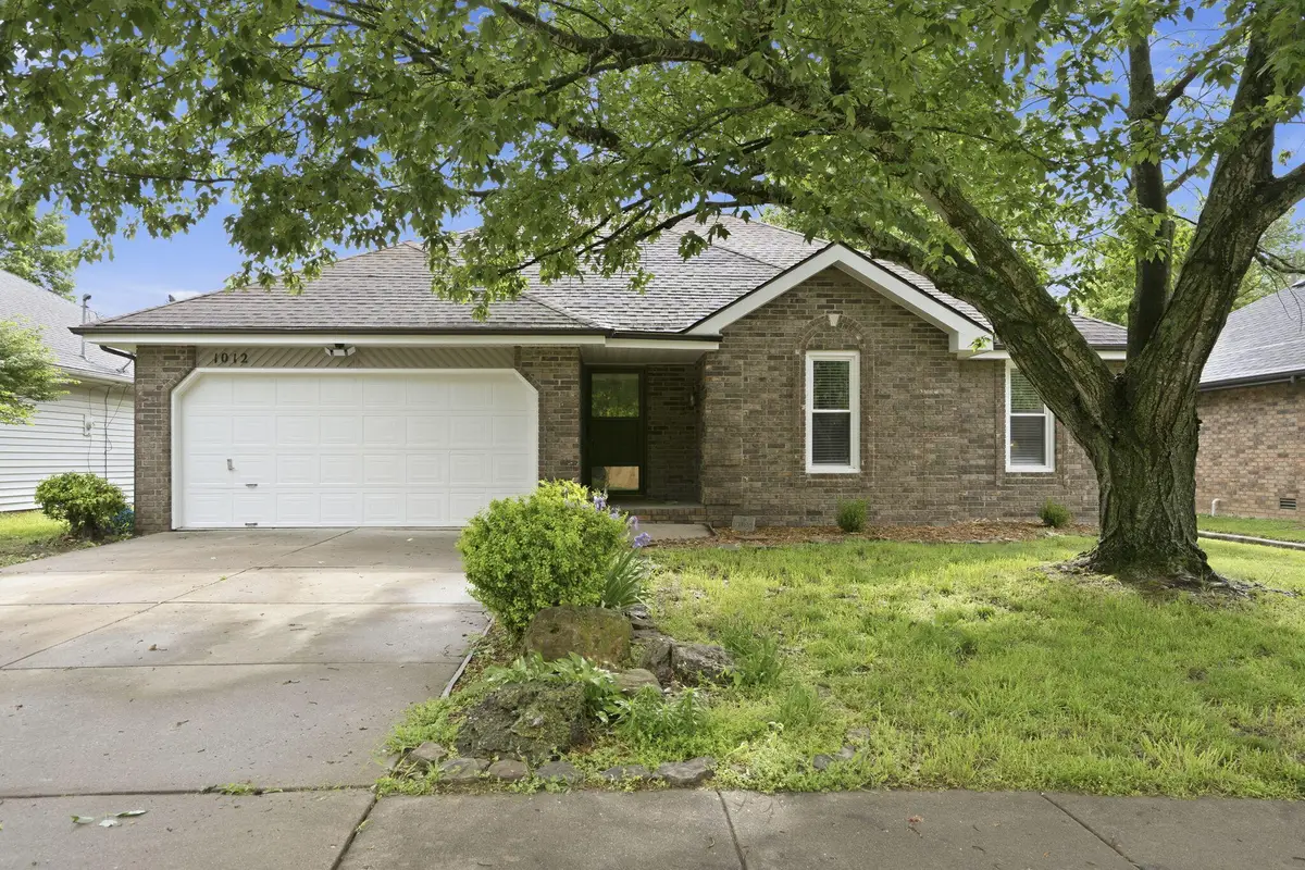 1012 S Ventura Avenue, Springfield, MO 65804 - #1