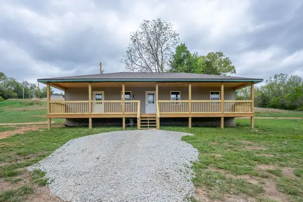 483 Foxden Drive, Gainesville, MO 65655