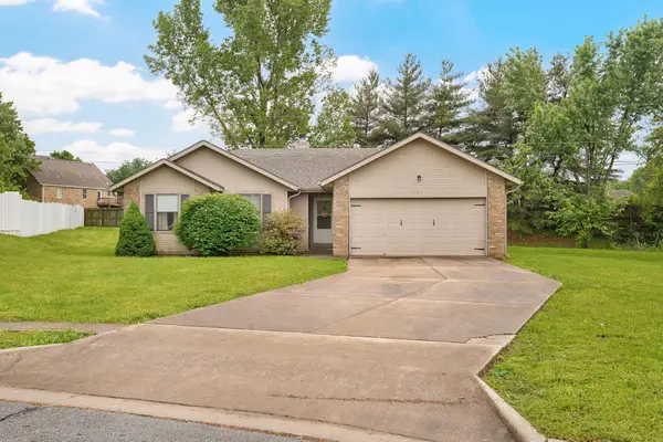 3583 S Forest Court, Springfield, MO 65807