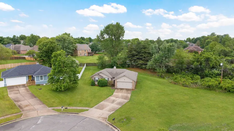 3583 S Forest Court, Springfield, MO 65807 - #2