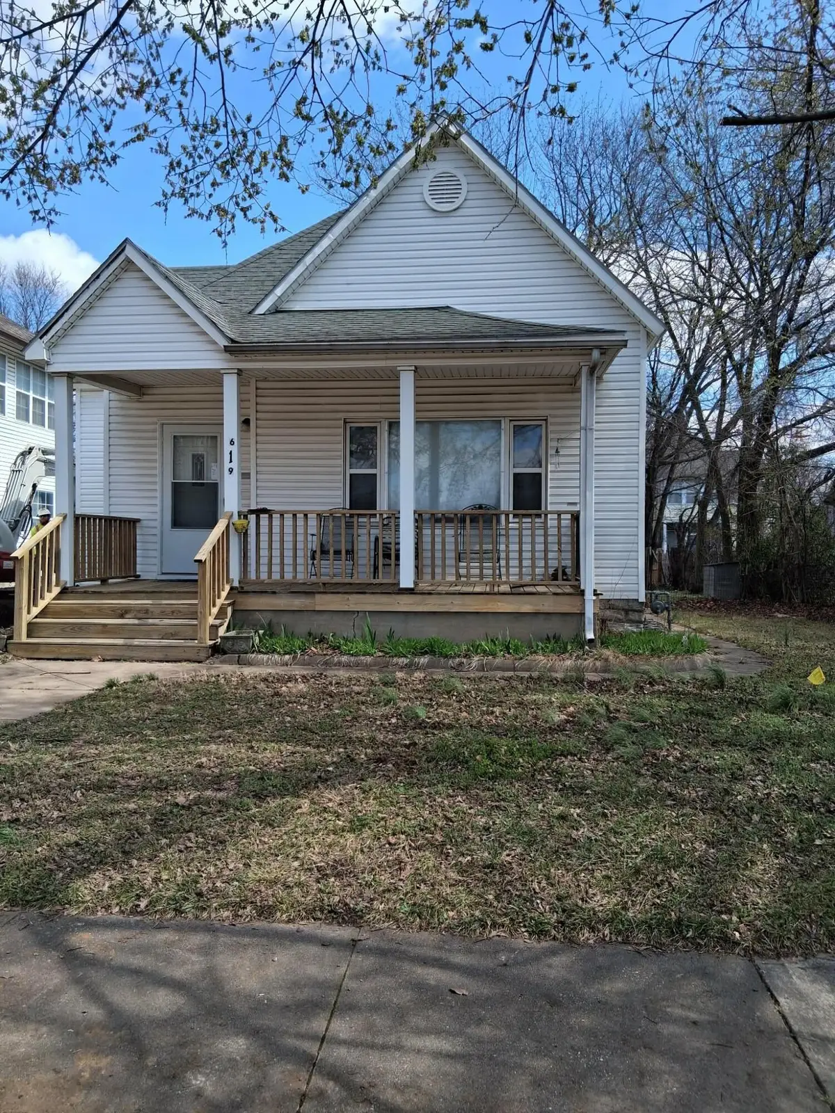 619 S Jackson Avenue, Joplin, MO 64801 - #1