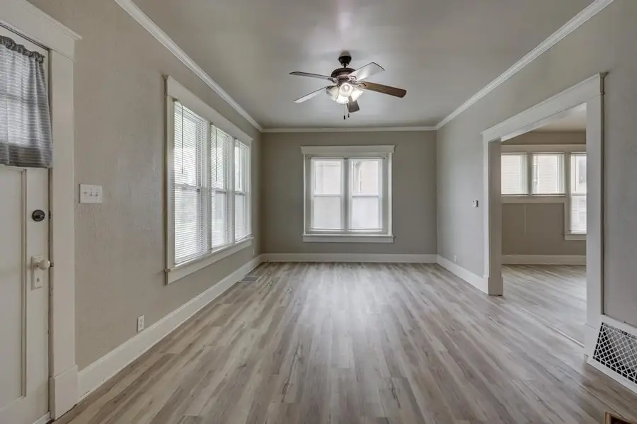 2120 S Wall Avenue, Joplin, MO 64804 - #3
