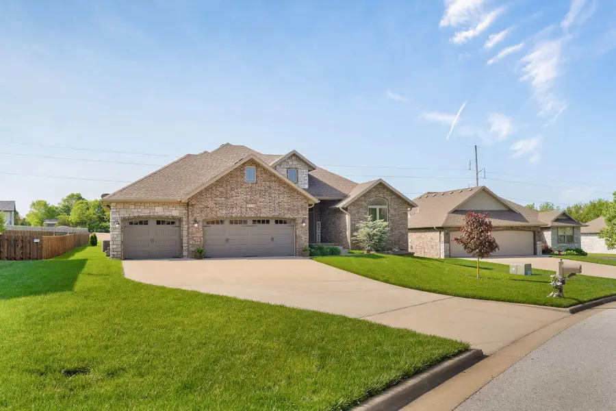 5330 E Wild Horse Drive, Springfield, MO 65802 - #2