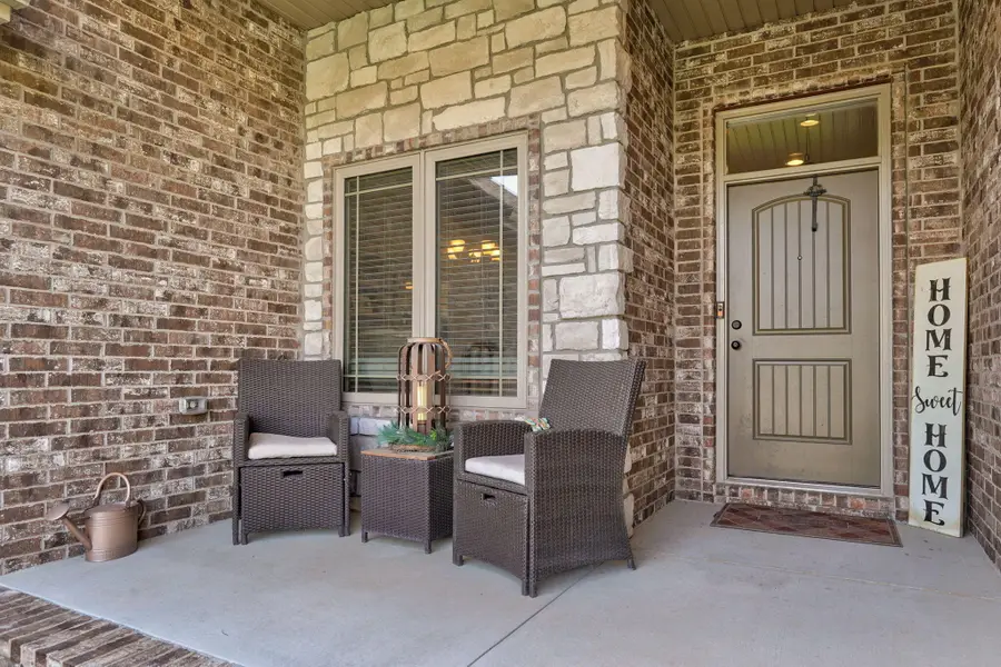 5330 E Wild Horse Drive, Springfield, MO 65802 - #3