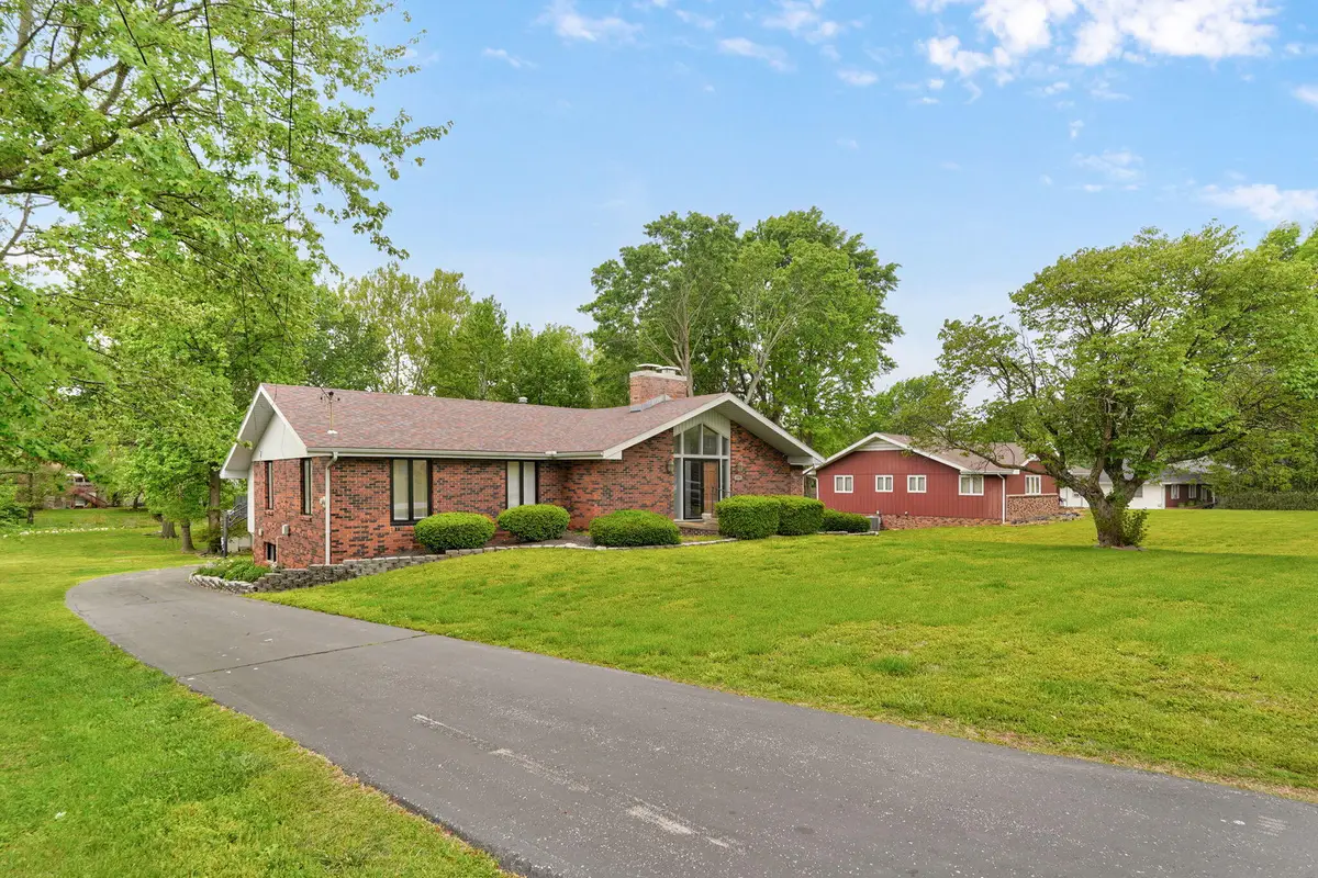 1050 E Camorene Street, Springfield, MO 65803 - #1