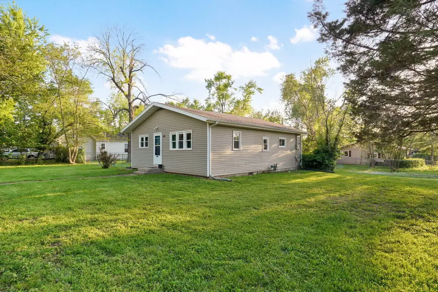 301 S Poplar Street, Nixa, MO 65714 - #3