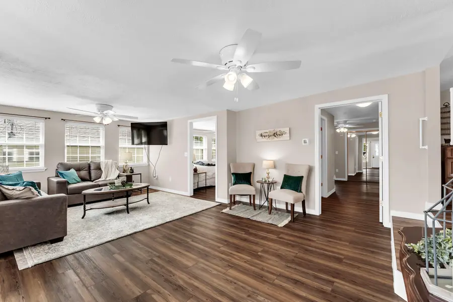 203 Forest Park Lane, Branson, MO 65616 - #2