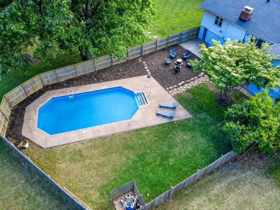 1410 S Briar Avenue, Springfield, MO 65809 - #3