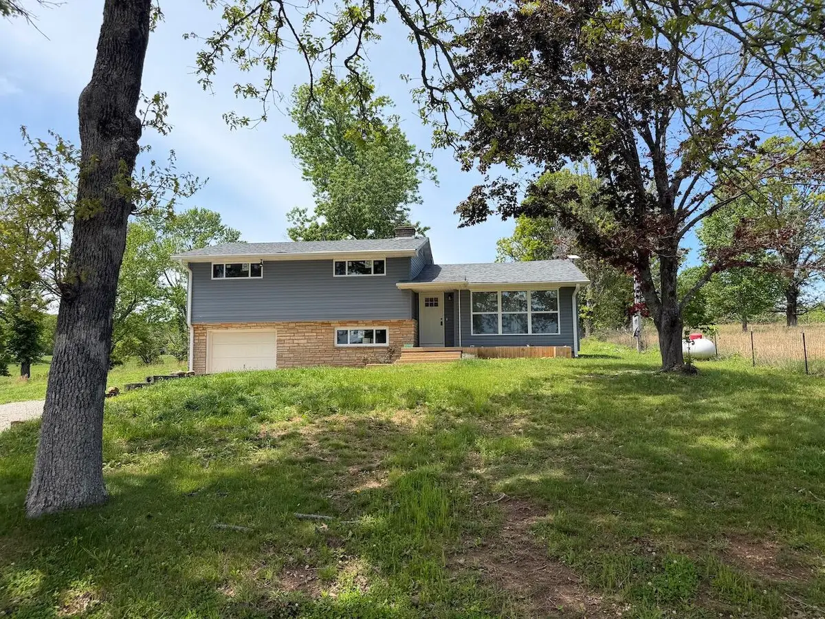 1113 N Walnut Street, Willow Springs, MO 65793 - #1