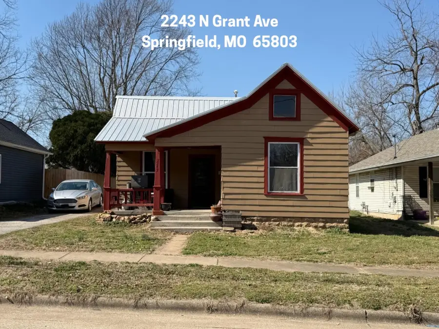 1033 E Mcgee Street, Springfield, MO 65807 - #3