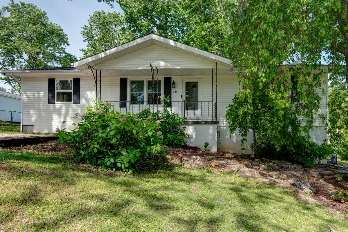 707 S 7th Avenue, Ozark, MO 65721 - #1