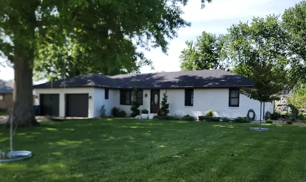 6819 W Dogwood Street, Springfield, MO 65802