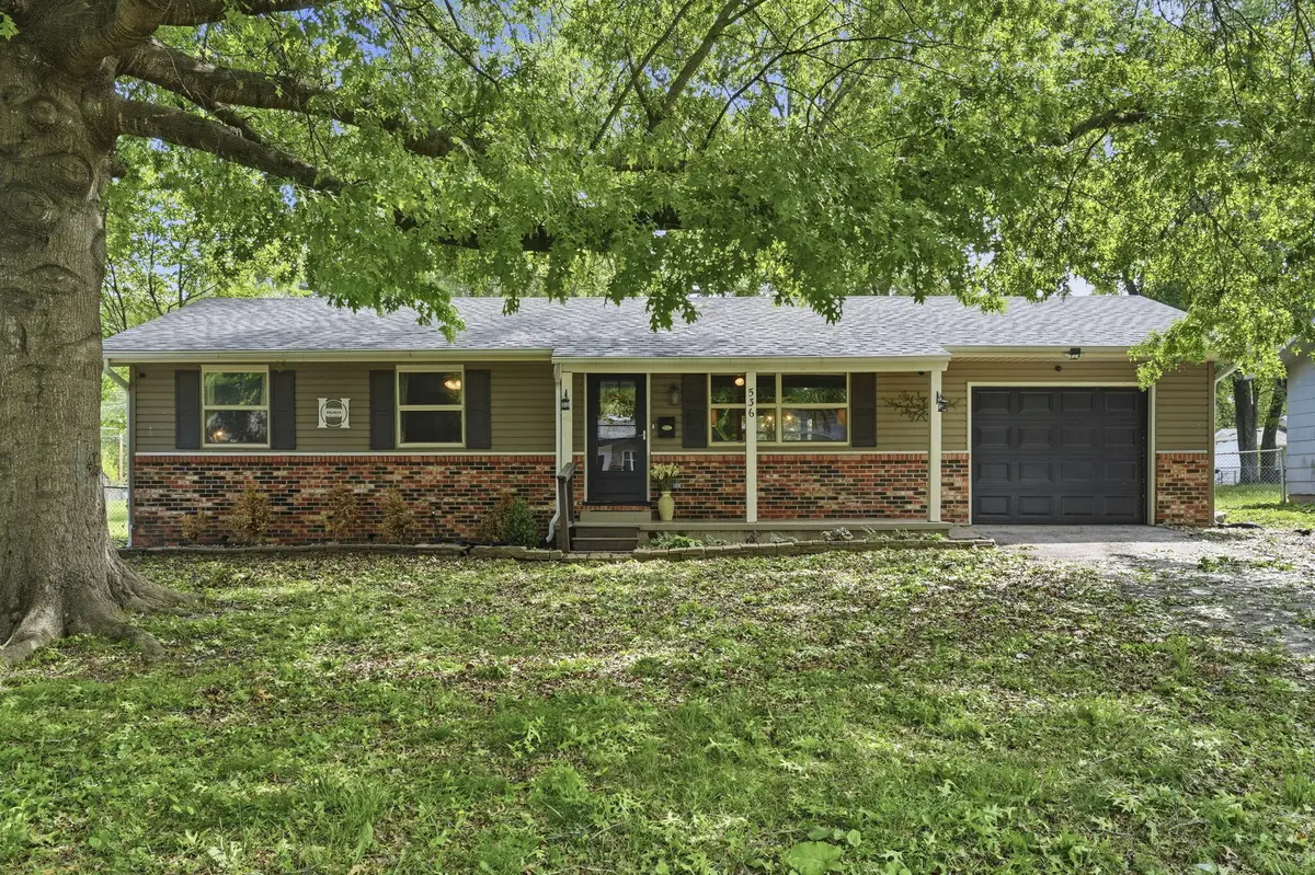 536 N Forest Lane, Republic, MO 65738 - #1