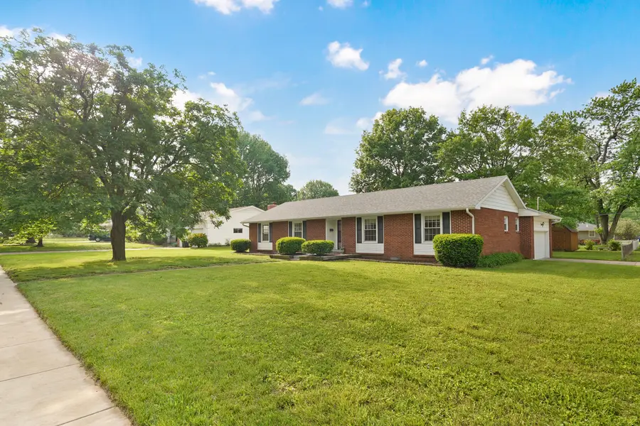 732 W Lasalle Street, Springfield, MO 65807 - #3