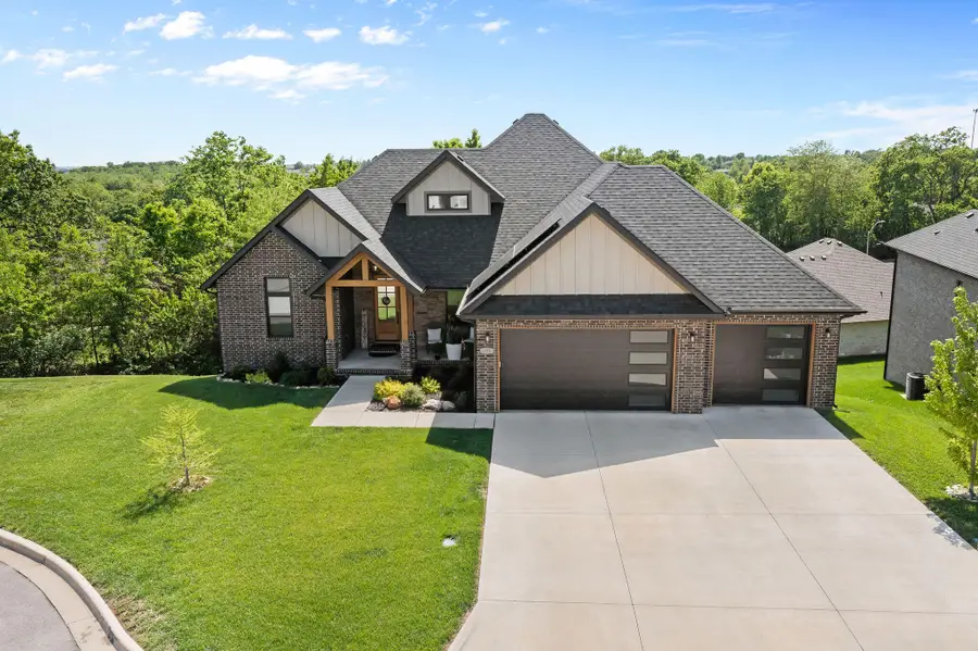 204 N Blarney Court, Nixa, MO 65714 - #2