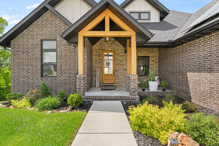 204 N Blarney Court, Nixa, MO 65714 - #3