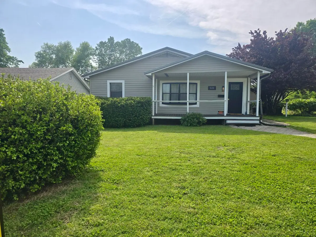 943 S Landrum Street, Mount Vernon, MO 65712 - #1