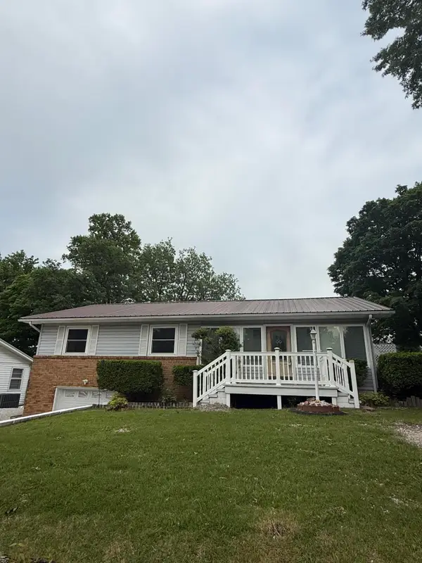 1305 Benton Avenue, Neosho, MO 64850