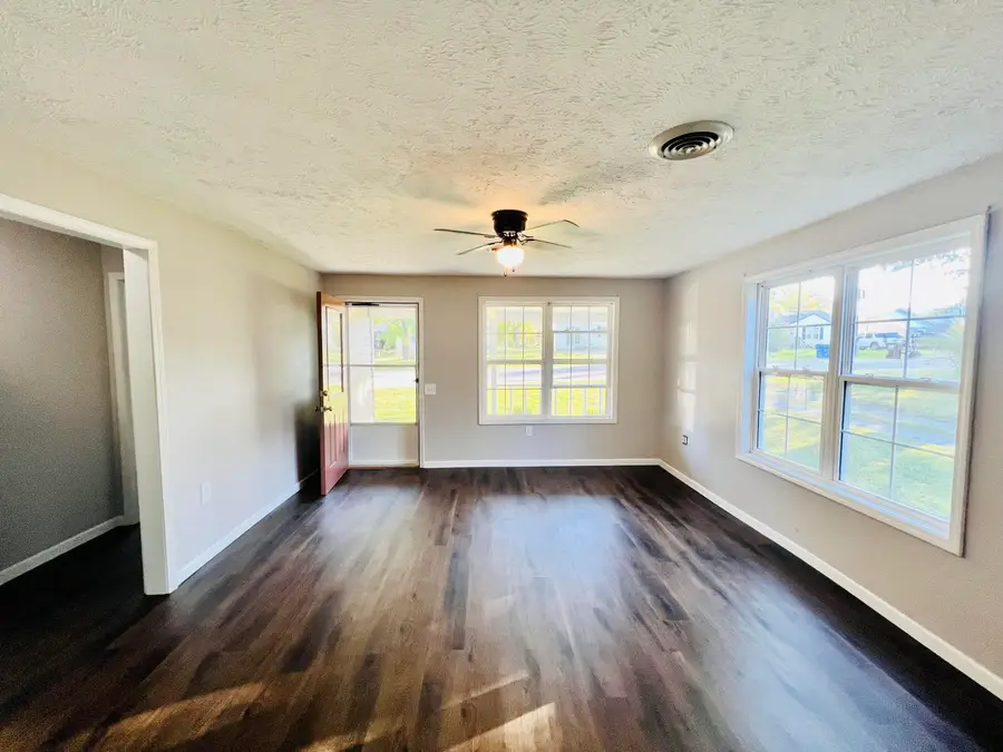 819 W Chestnut Street, Houston, MO 65483 - #3